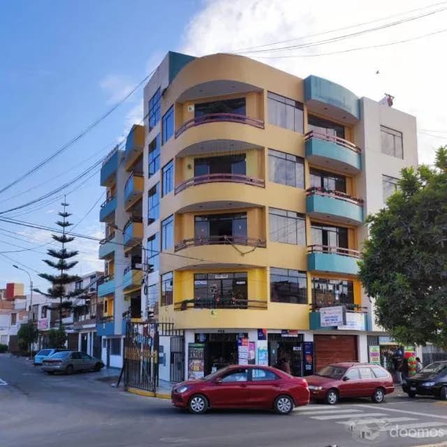 Alquilo Departamento Urb. La Macarena - La Perla — foto 8