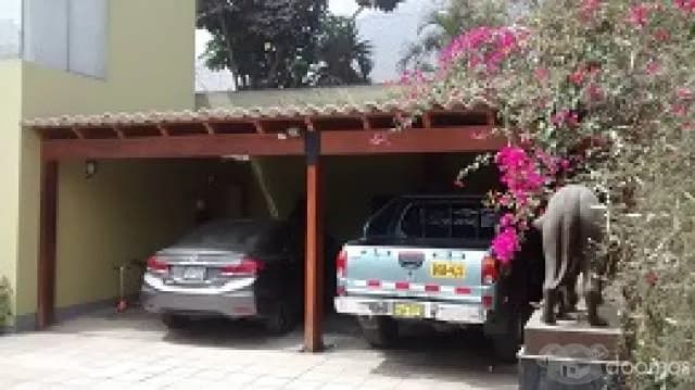 VENDO HERMOSA CASA CON PISCINA — foto 2