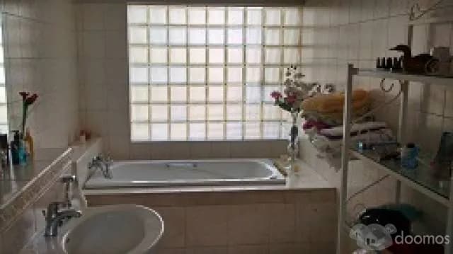 VENDO HERMOSA CASA CON PISCINA — foto 13