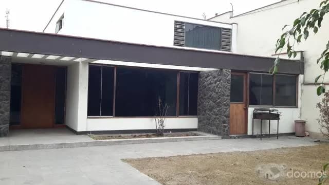 VENTA DE CASA EN URB. CORPAC SAN ISIDRO. — foto 1