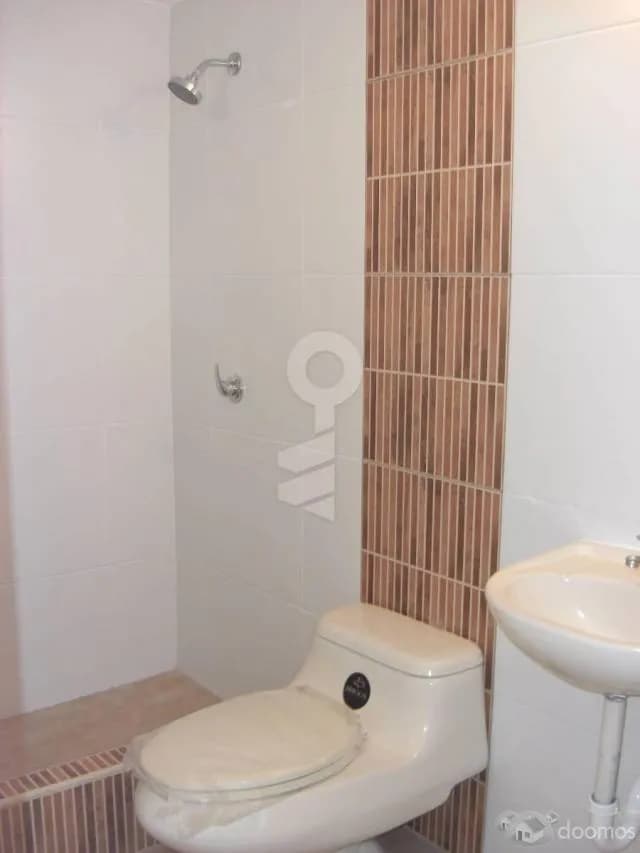 Remato Departamento y cochera primer piso — foto 5