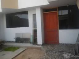 Remato Departamento y cochera primer piso