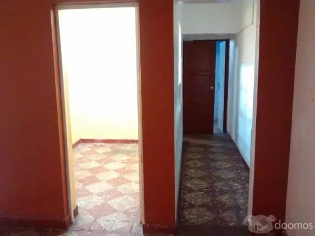 VENDO DPTO EN PRIMER PISO 2 DORMITORIOS CON PATIO — foto 2