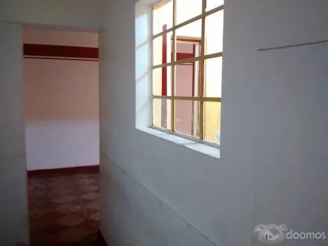 VENDO DPTO EN PRIMER PISO 2 DORMITORIOS CON PATIO — foto 4