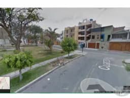 VENDO CASA PRECIOSA EN URB. LOS CEDROS