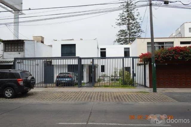 TERRENO - ZONIFICACIÓN CZ AV. BENAVIDES 4586 — foto 1