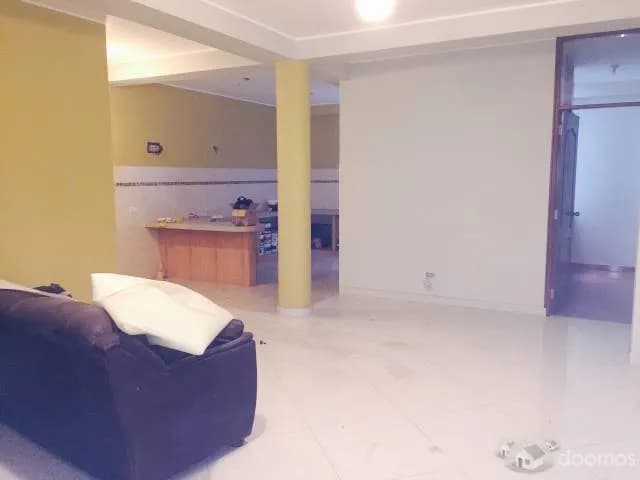Local Comercial en S.J.M de 200m2 — foto 2