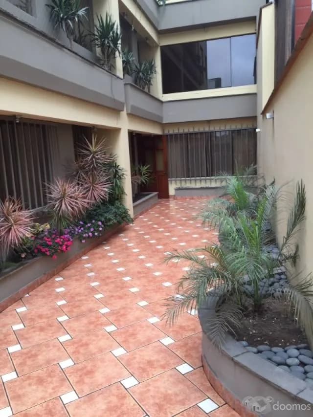 DUPLEX AMOBLADO CON TERRAZA — foto 8