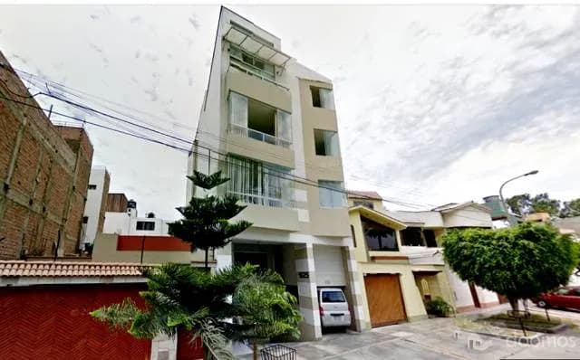 Arquiler departamento 3 dormitorios altura 7 Av. Aramburú — foto 1