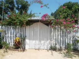 VENDO 2 TERRENOS CON CASA DE MADERA PISO MAYOLICA