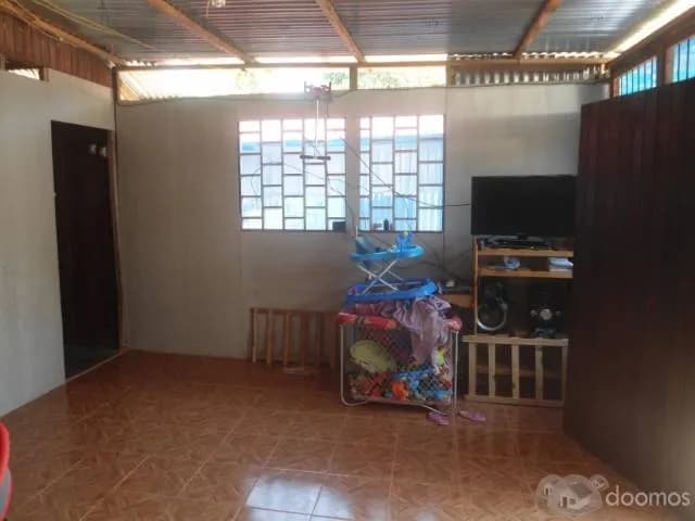 VENDO 2 TERRENOS CON CASA DE MADERA PISO MAYOLICA — foto 3
