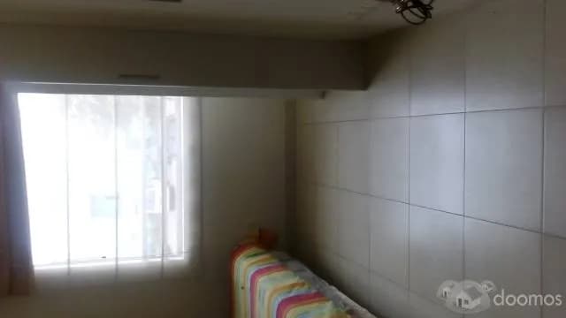 Se alquila habitación para señorita en surco — foto 2