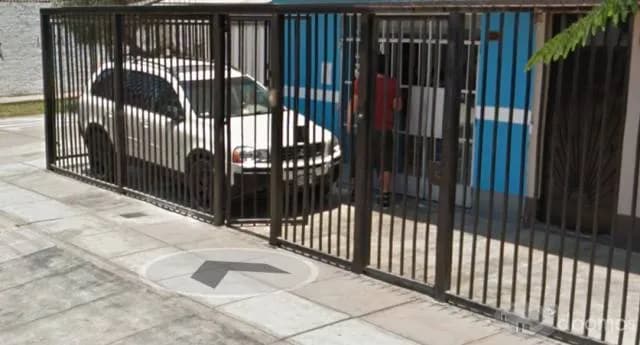 LOCAL COMERCIAL EN ESQUINA EN SURCO — foto 1