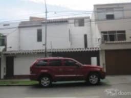 Casa en Monterrico - Surco