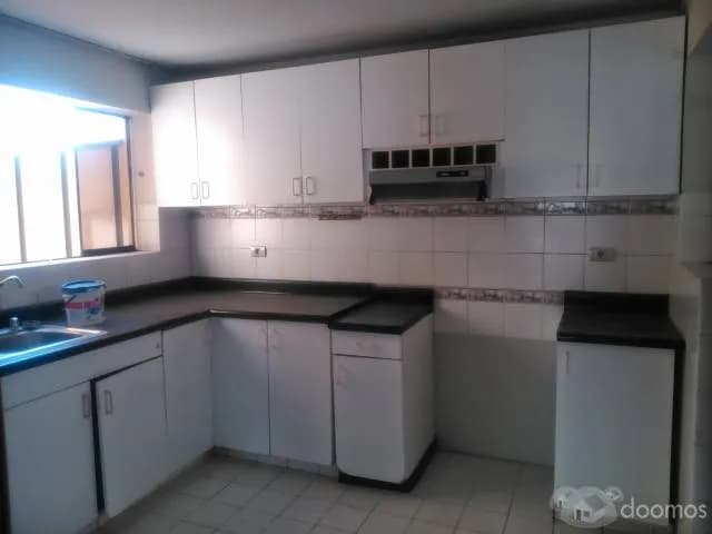 Alquilo Departamento Duplex en Surco — foto 2
