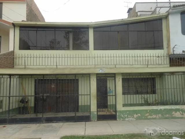 Sevende amplia casa en Los Olivos - PRO — foto 1