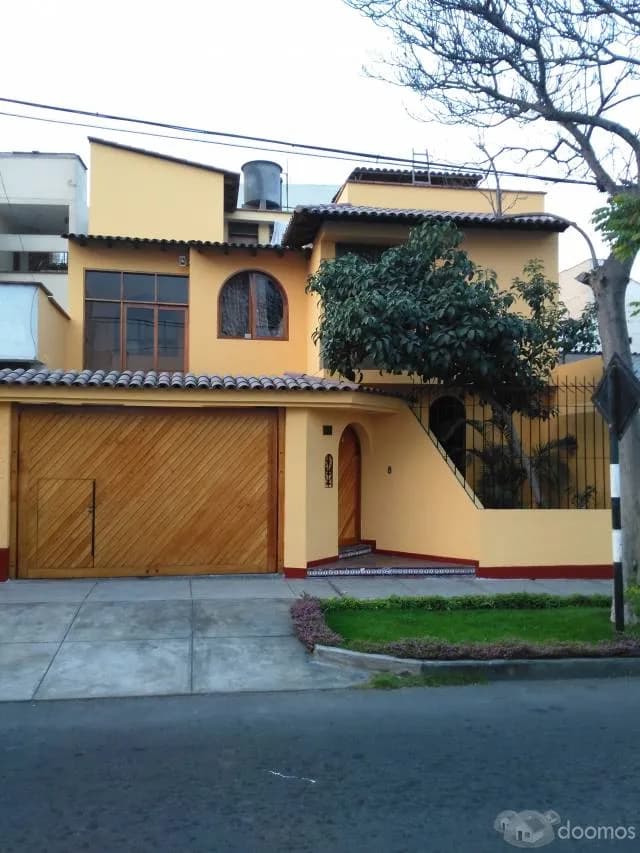 Linda casa en Liguria Surco — foto 1