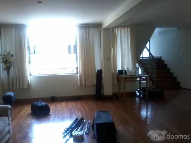 Se vende elegante casa de 300m2 en Surco — foto 3