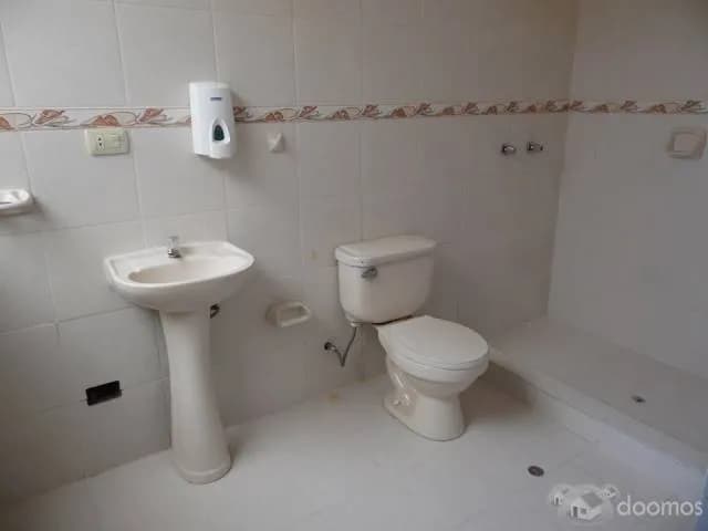 SE ALQUILA EXCLUSIVA OFICINA EN SAN BORJA — foto 4