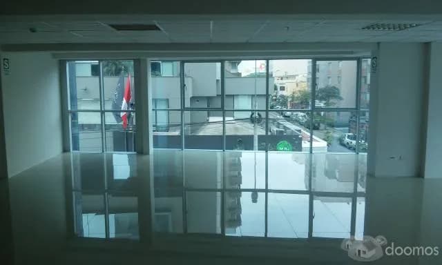 OFICINA EN CENTRO EMPRESARIAL "LA PAZ" — foto 4