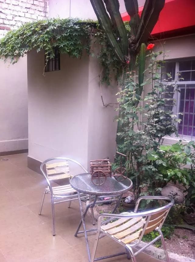 alquiler de habitación en zona residencial — foto 1