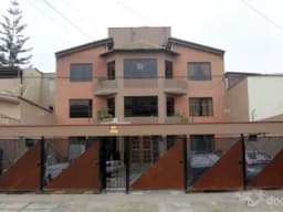 VENDO LINDO DEPARTAMENTO 3 DORMITORIOS 3 BAÑOS EDIFICIO DE 6 DEPARTAMENTOS