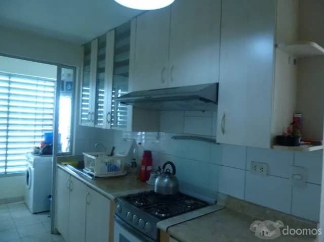 COMODO Y MODERNO DEPARTAMENTO EN SURQUILLO — foto 3