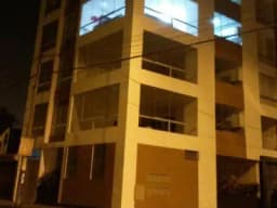 VENDO DEPARTAMENTO EN MAYORAZGO ATE