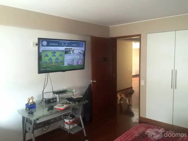VENTA DE ACOGEDOR DEPARTAMENTO DUPLEX EN URB. TAMBO DE MONTERRICO, SURCO — foto 3