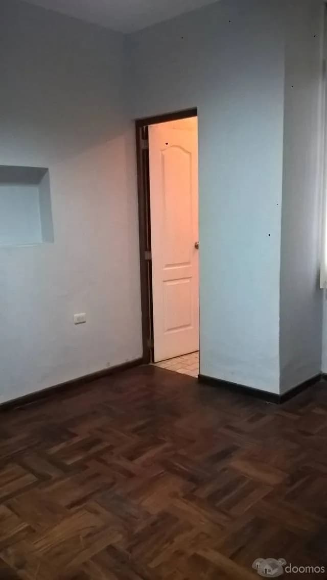 Alquilo Oficina de 200 m2 en Surco a 1550 Dólares — foto 3