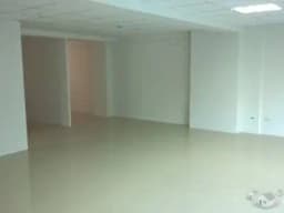 Alquilo oficina de Estreno de 150 m2 en Miraflores a 2400 dólares