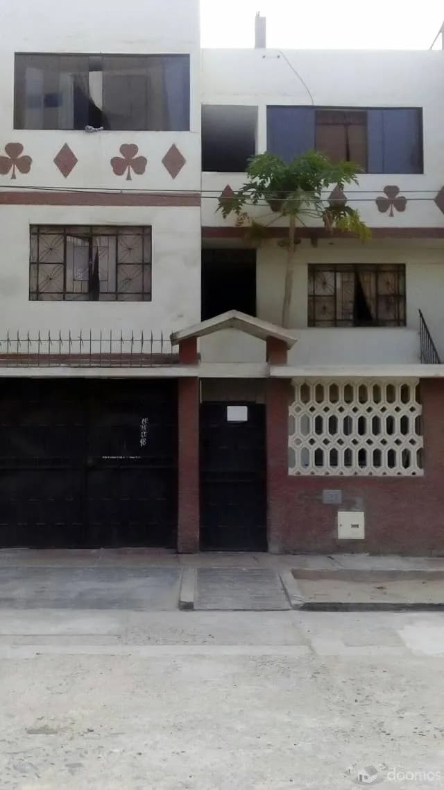 Alquilo Casa para negocio de colegio — foto 1