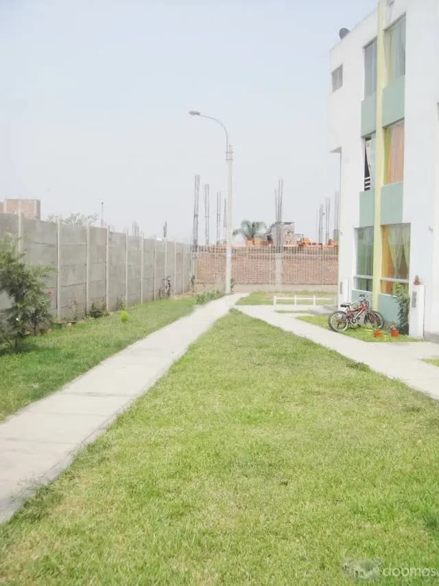CASA 3 PISOS EN CONDOMINIO — foto 3