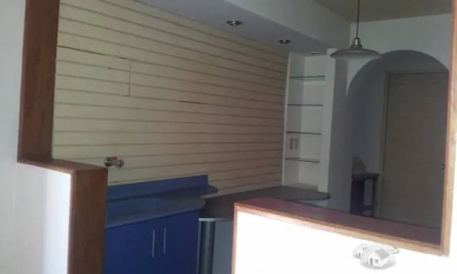 ALQUILO OFICINA MIRAFLORES. NEGOCIABLE — foto 1