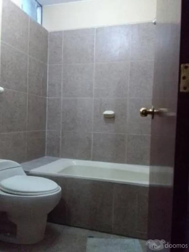 Alquilo Dpto. 3 dormitorios - Barranco — foto 1