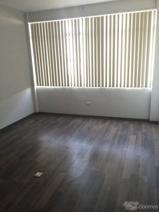 Alquiler de oficinas y almacenes — foto 7