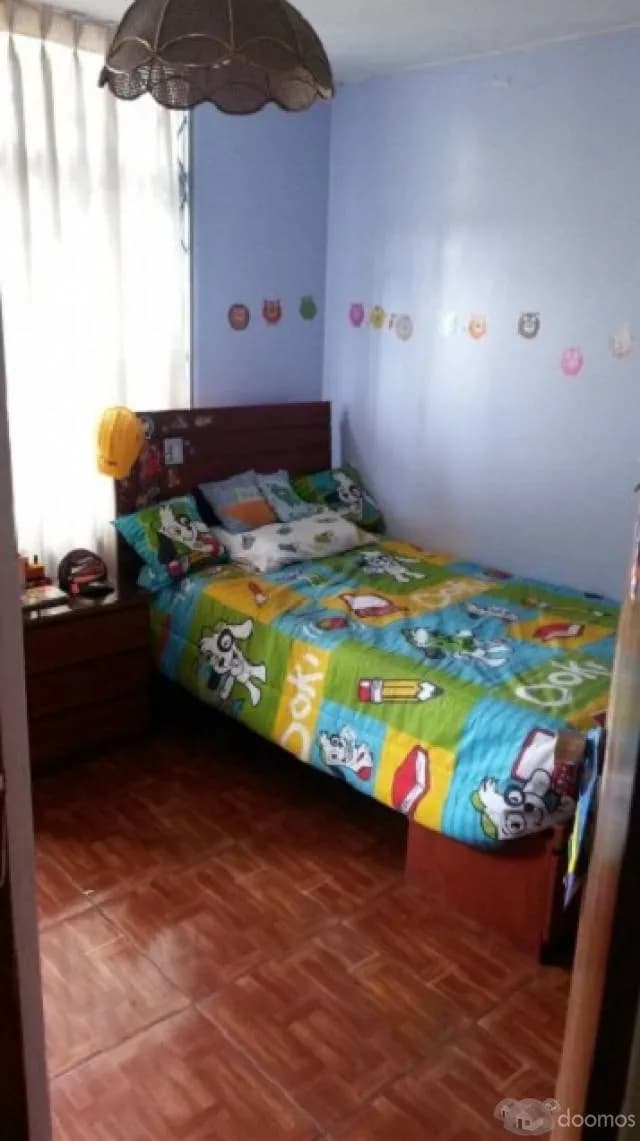 CASA AMPLIA EN EXCELENTE UBICACIÓN - IDEAL PARA COMERCIO — foto 3