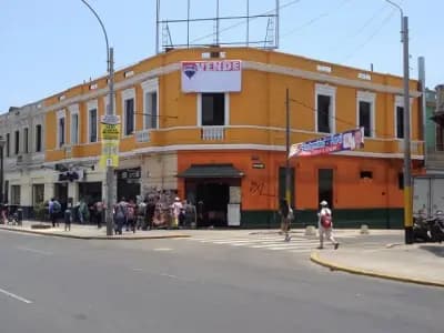 Local Comercial en venta esquina 2do piso
