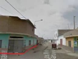 SE VENDE AMPLIA CASA EN ESQUINA ! EN VILLAHERMOZA 5to sector