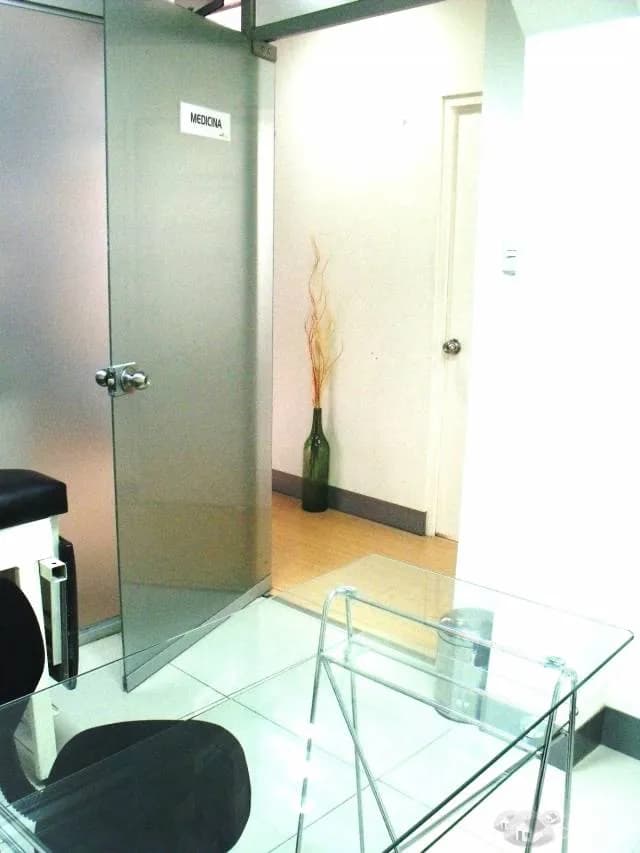 ALQUILO CONSULTORIO MEDICO — foto 3