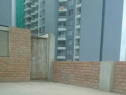 VENTA DE LOCAL COMO TERRENO!!!
