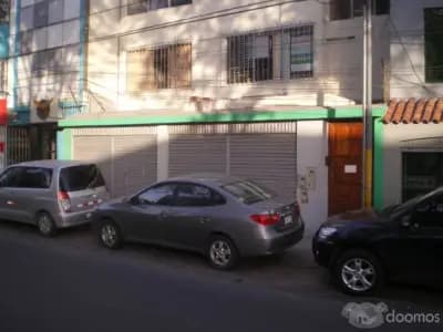 Oficina en zona altamente Comercial