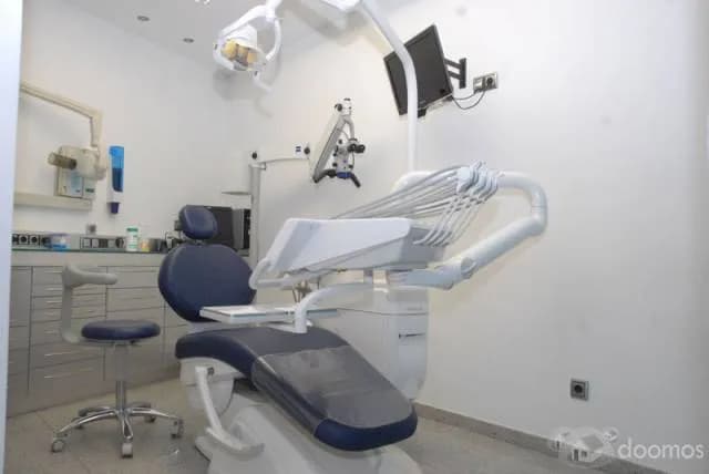 Comparto Consultorio dental equipado — foto 2