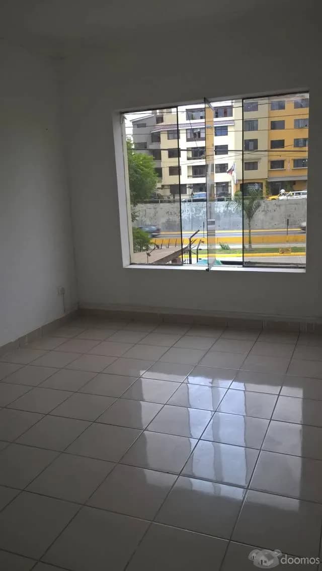 Alquilo Oficina 150 m2 Miraflores a 1999 dólares — foto 7