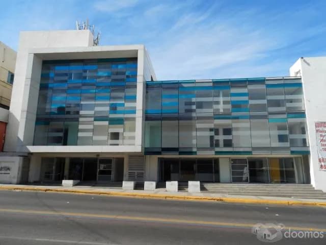 Venta de locales comerciales — foto 1