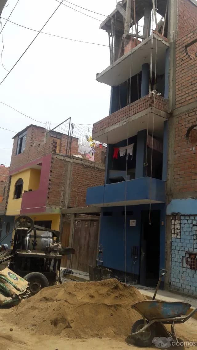 VENDO CASITA DE 4 PISOS — foto 1