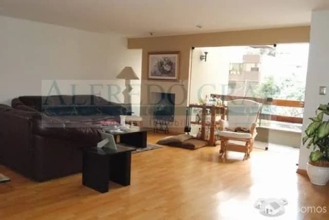Venta de departamento en Monterrico — foto 2
