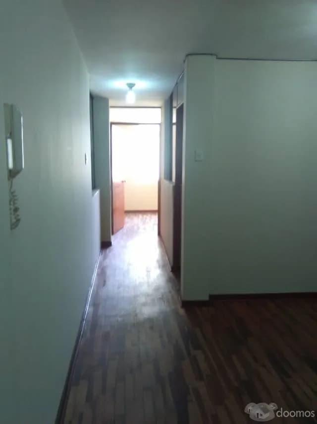 ALQUILER DE MINIDEPARTAMENTO EN CERCADO DE LIMA — foto 2