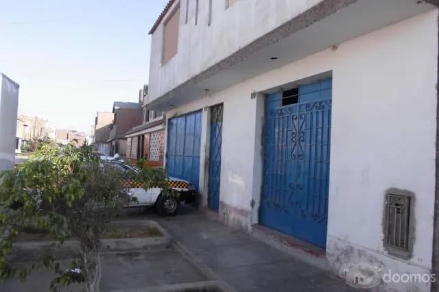 VENTA DE CASA - LOCAL COMERCIAL, EN ZONA CÉNTRICA DE LIMA NORTE — foto 1