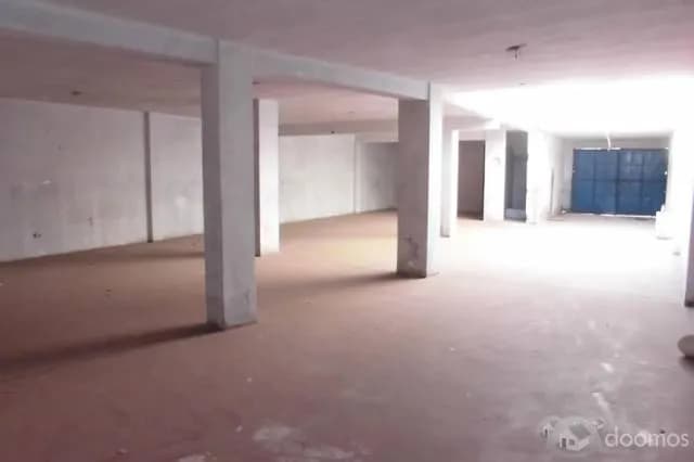 VENTA DE CASA - LOCAL COMERCIAL, EN ZONA CÉNTRICA DE LIMA NORTE — foto 2